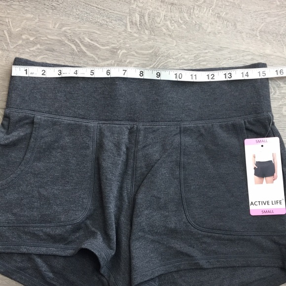 🎄 5/$30 Active life athletic shorts size medium - Picture 7 of 8